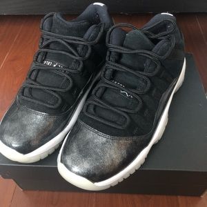 Air Jordan’s 11 retro low